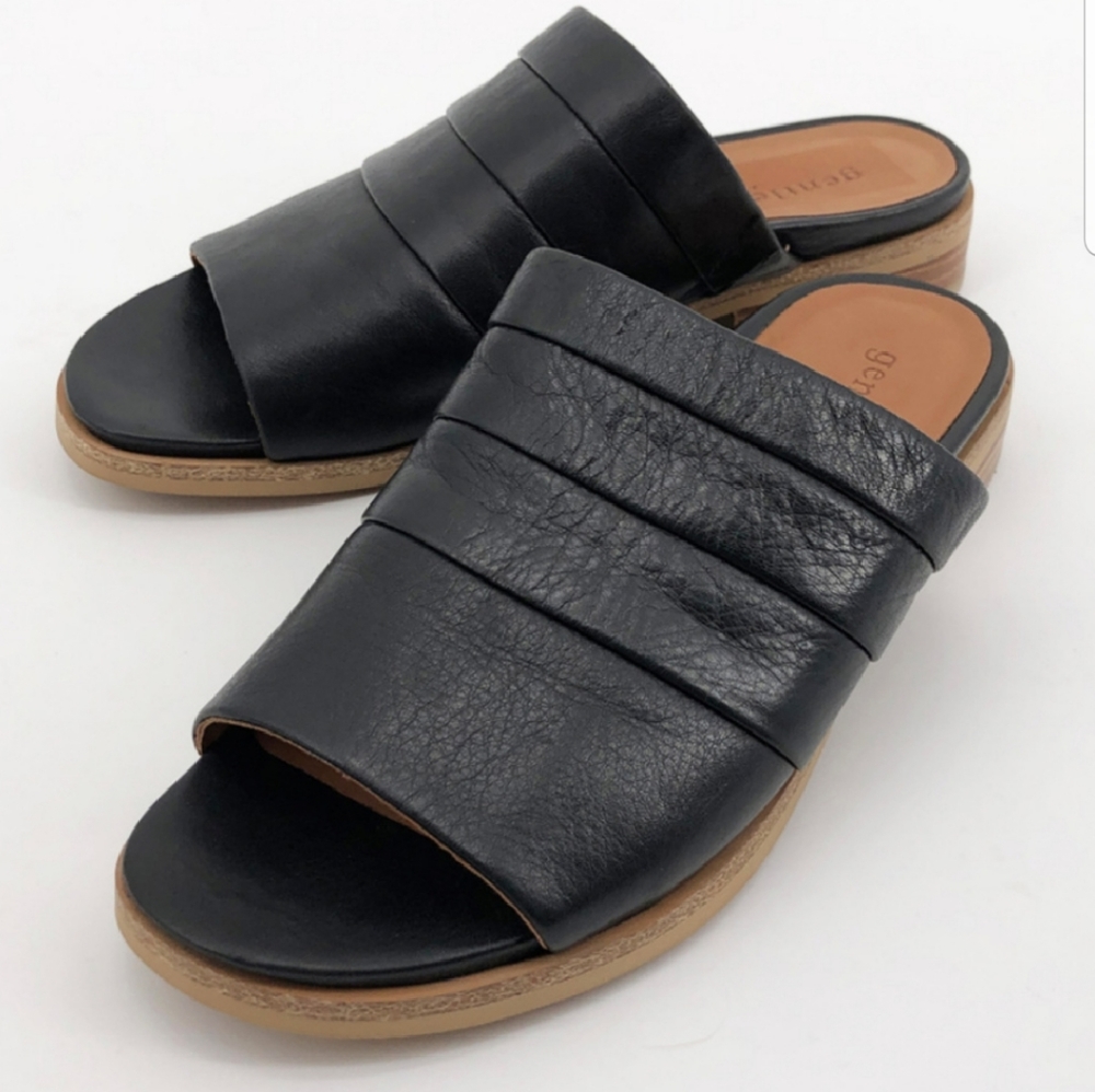 Gentle Souls Gayle leather slide sandal slip-on